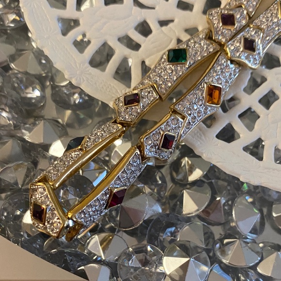 Vintage Crystals hinged collar Elegant Gold and Multicolor Gemstone Necklace - Picture 2 of 10